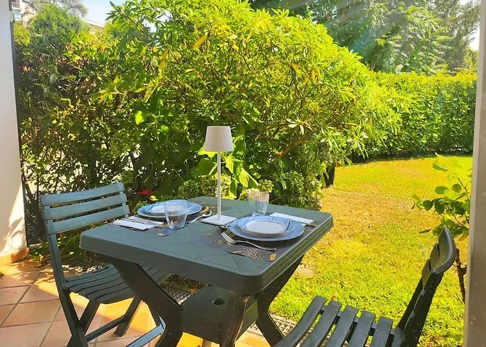 Nido Dei Gelsi Vicino Al Free Parking 인트라